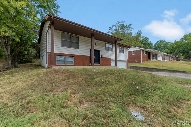 $214,900 | 1814 Recardo Drive, Cape Girardeau, MO 63701