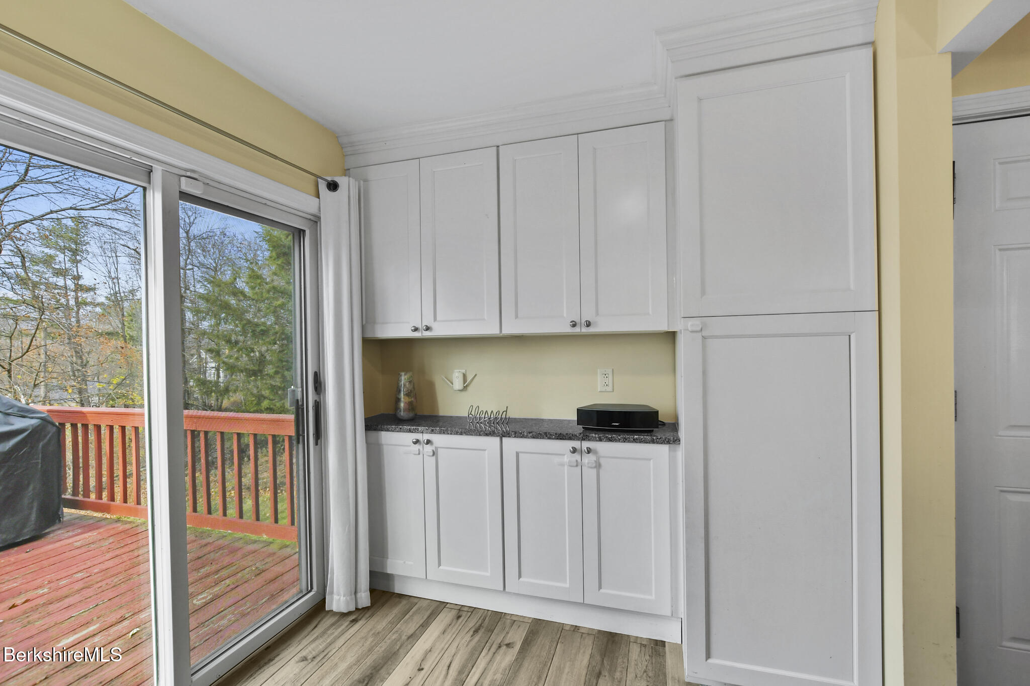 20 Westview Road Lanesborough, MA 01237 - Photo 8 of 42 Kitchen