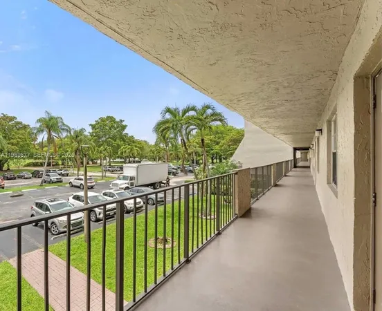 $2,100 | 3150 West Rolling Hills Circle, Unit 209, Davie, FL 33328