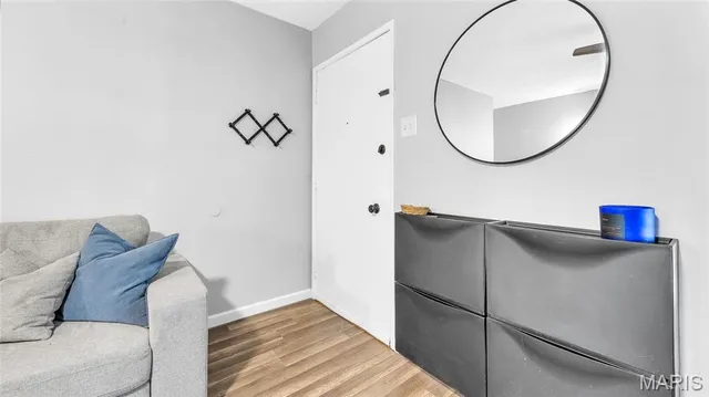 $197,000 | 2042 Farflung Drive, Florissant, MO 63031