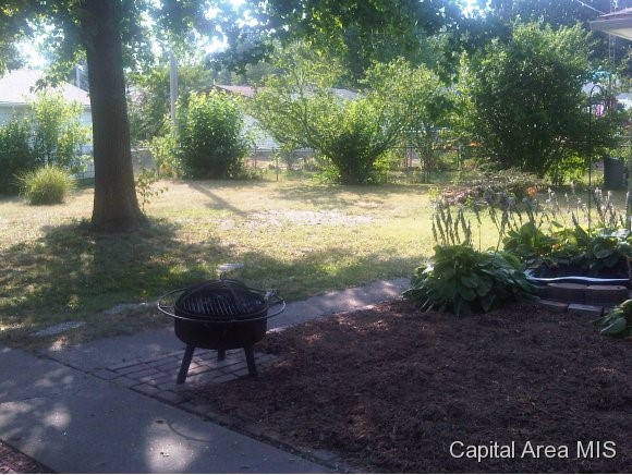 3631 Lancaster Road Springfield, IL 62703 - Photo 2 of 4