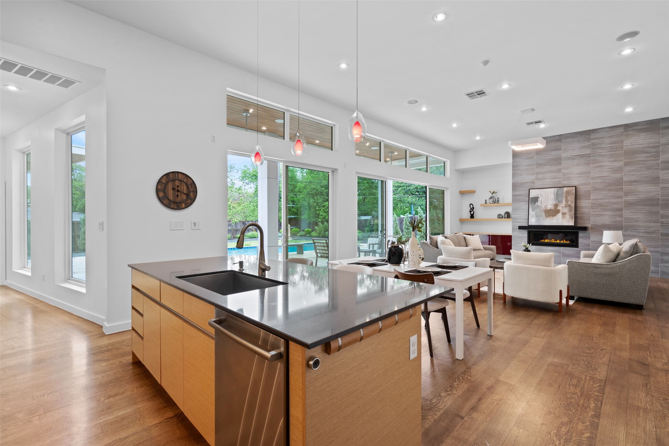 4616 Tejas Trail Austin, TX 78745 - Photo 9 of 40