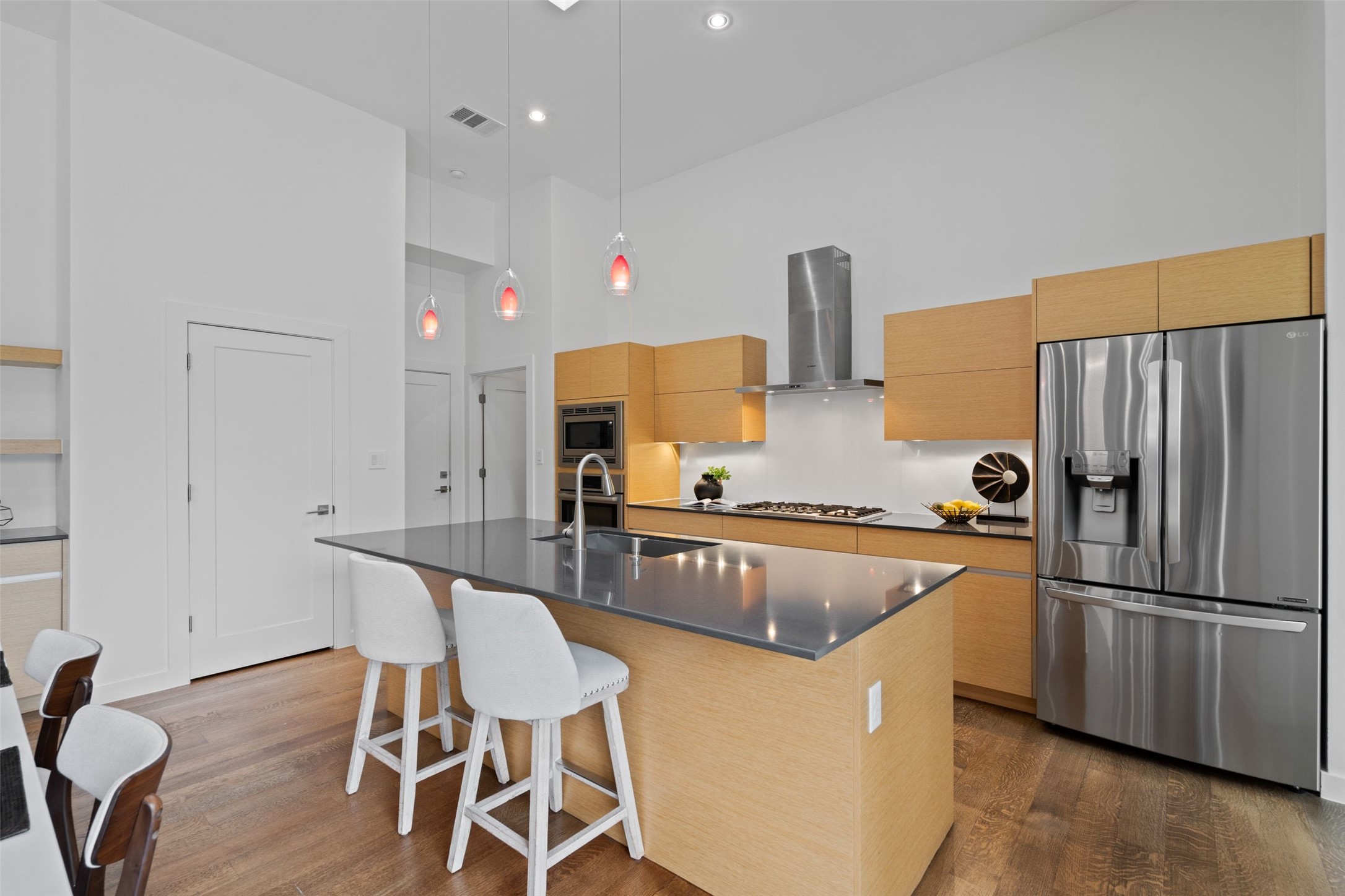 4616 Tejas Trail Austin, TX 78745 - Photo 10 of 40