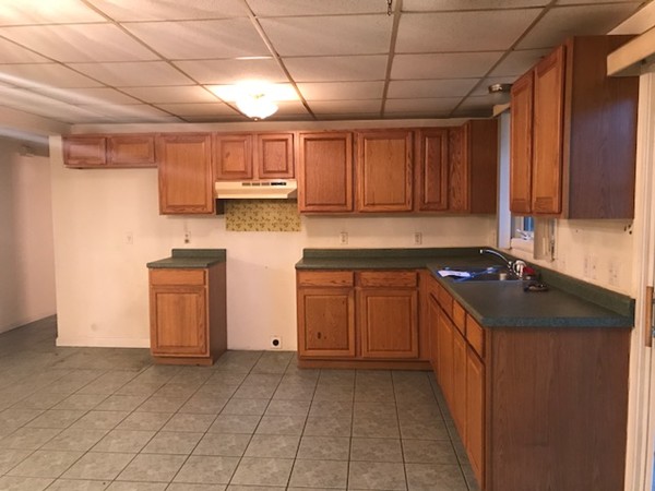47 Nightingale Street Fall River, MA 02721 - Photo 5 of 16 Gallery Image 5