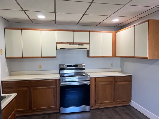 $2,200 | 11 Chester Street, Unit 2, Taunton, MA 02780