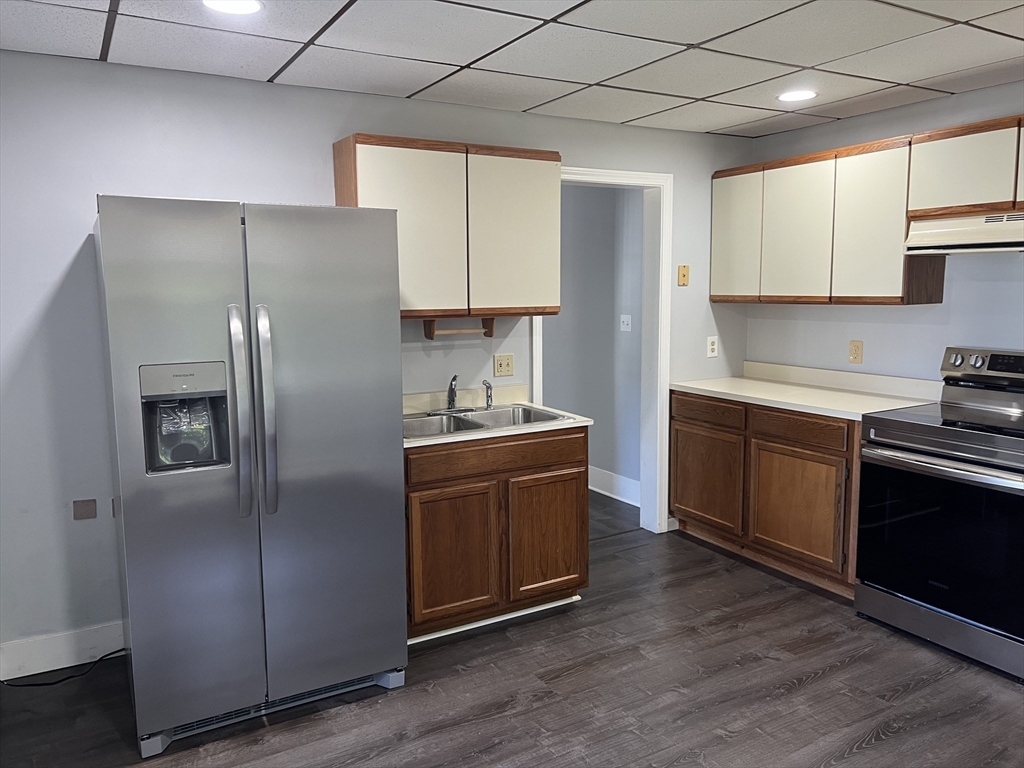 11 Chester Street, Unit 2 Taunton, MA 02780 - Photo 5 of 13