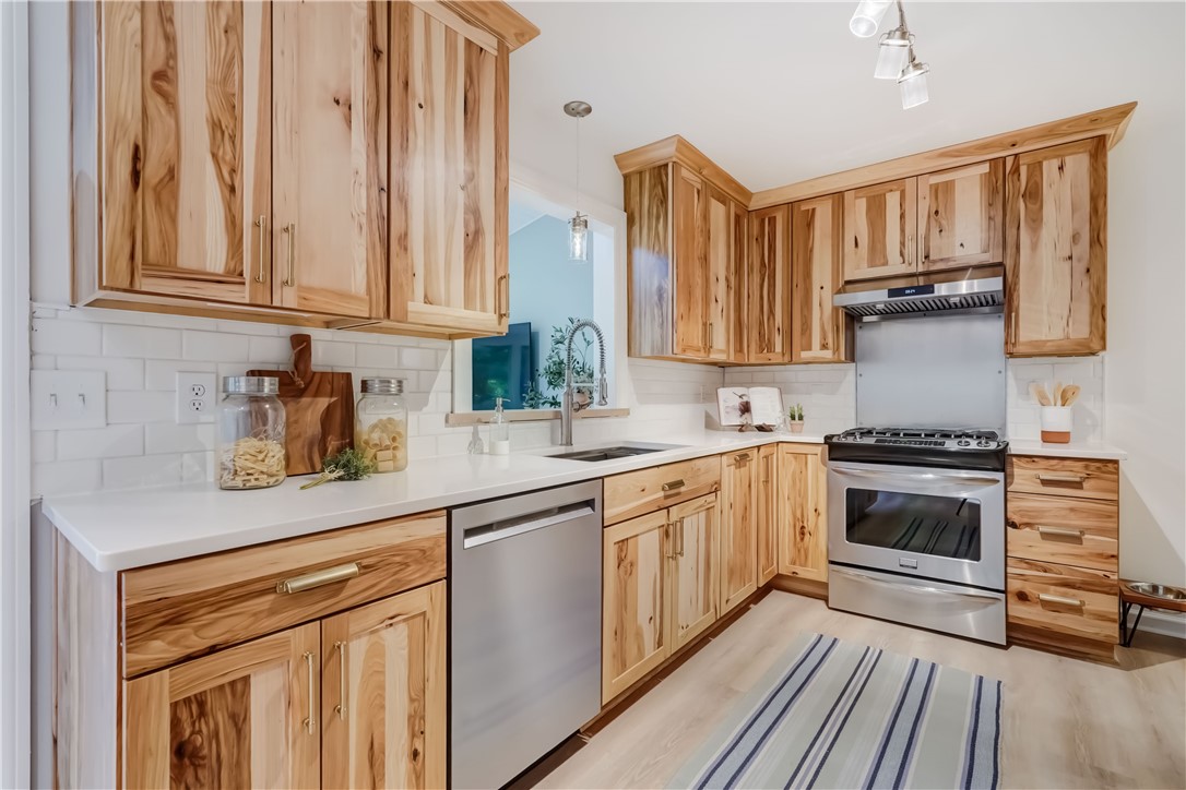 53 Kitty Hawk Drive Perinton, NY 14534 - Photo 11 of 43