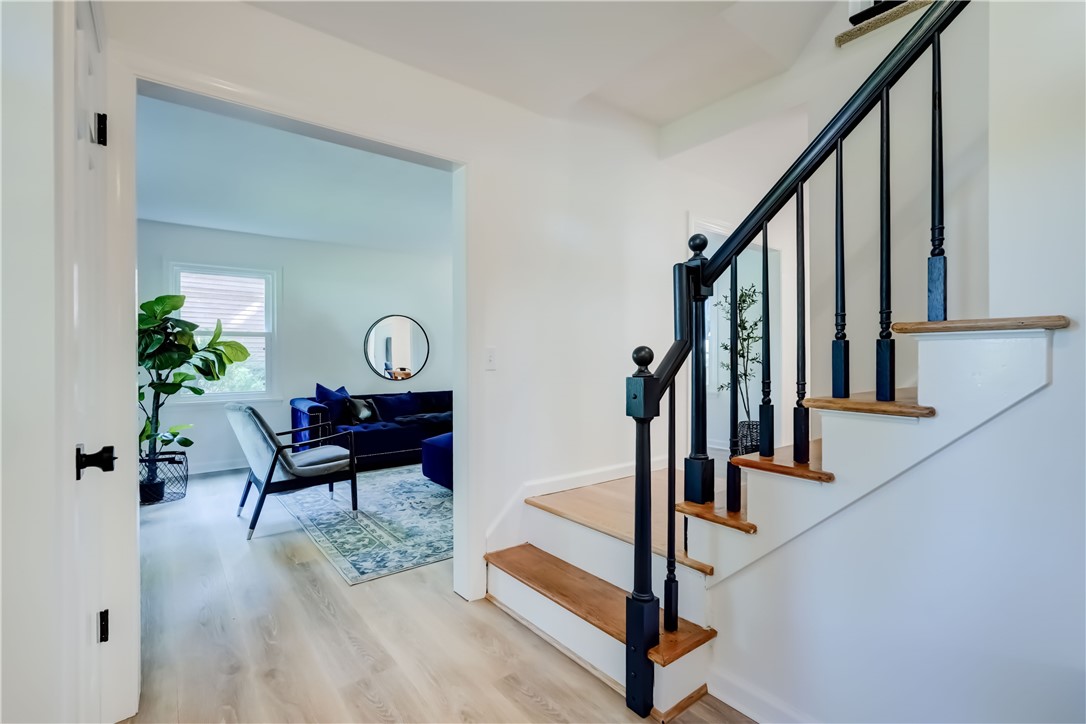 53 Kitty Hawk Drive Perinton, NY 14534 - Photo 5 of 43