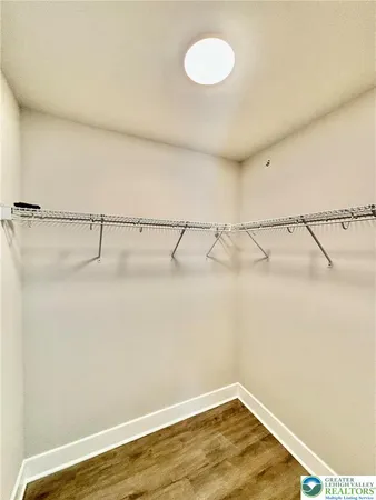 $2,500 | 1411 Greenview Drive, Unit 20, Bethlehem, PA 18018