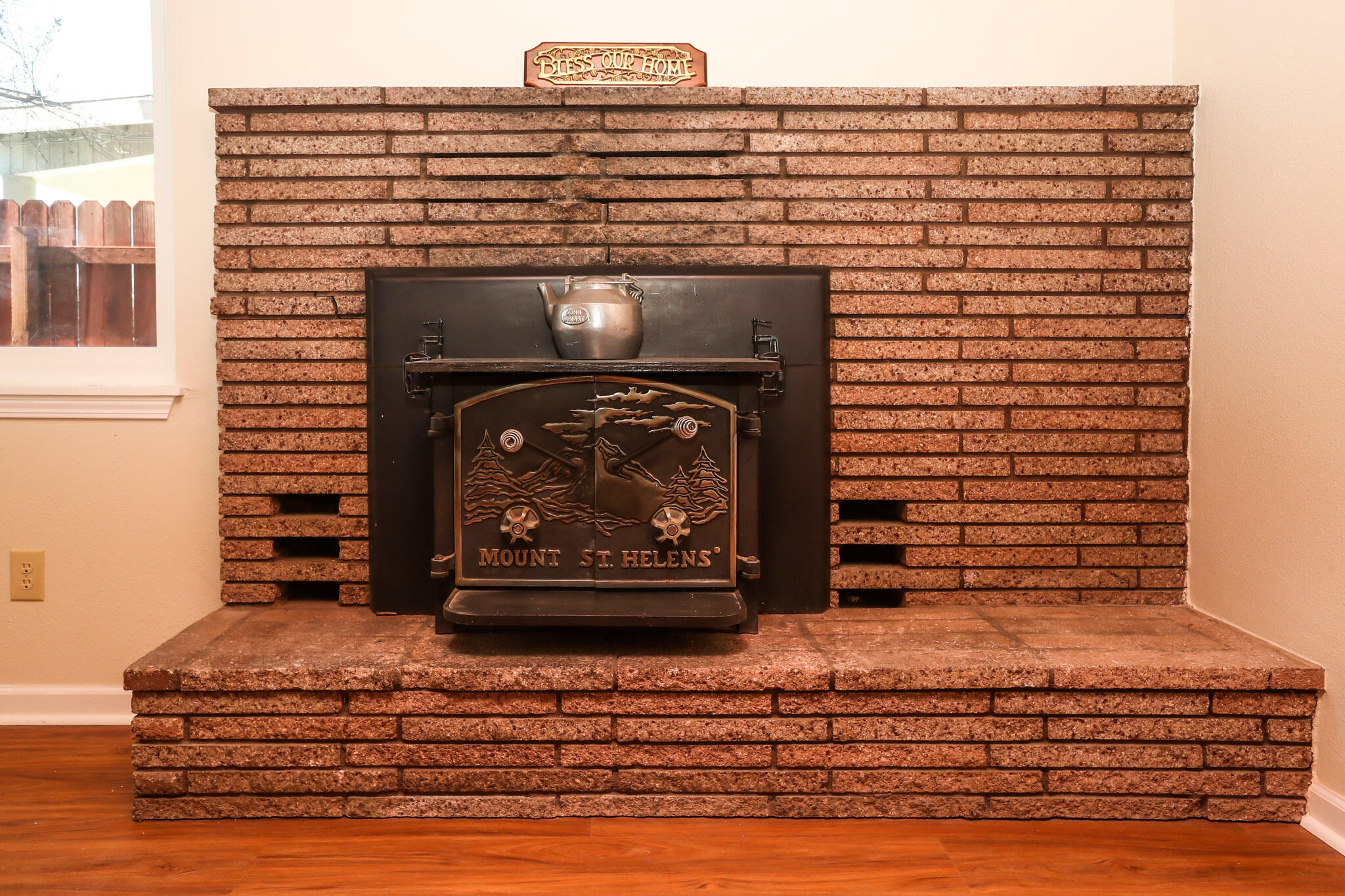 2867 Pinto Lane Anderson, CA 96007 - Photo 13 of 35 a fireplace with on top of it