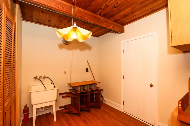 a view of backyard of house