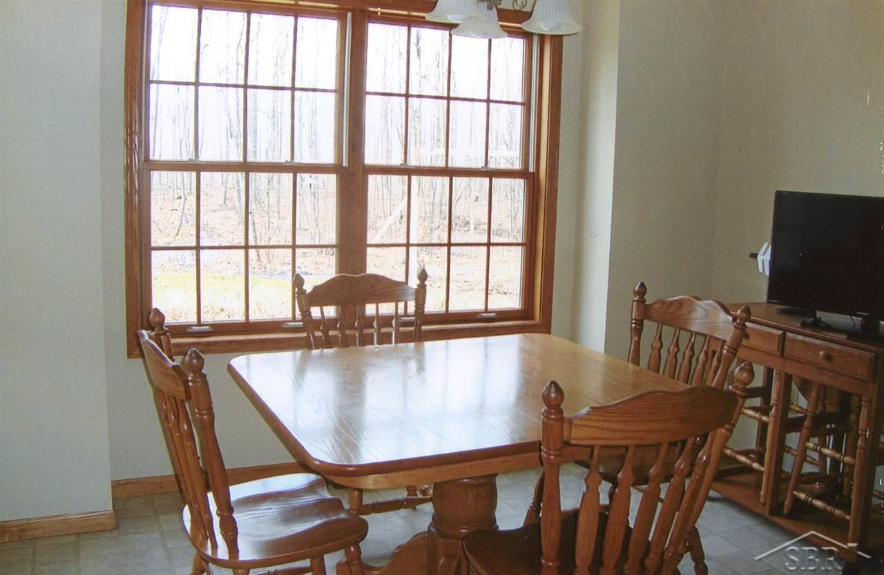 4360 South Beyer Road Frankenmuth, MI 48734 - Photo 5 of 37 31286178-4.JPG