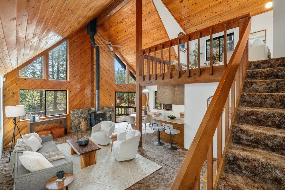 11448 Sun Valley Road Truckee, CA 96161 - Photo 18 of 25 Gallery Image 18