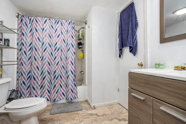 $115,000 | 196 North Gardner Avenue, Battle Creek, MI 49037