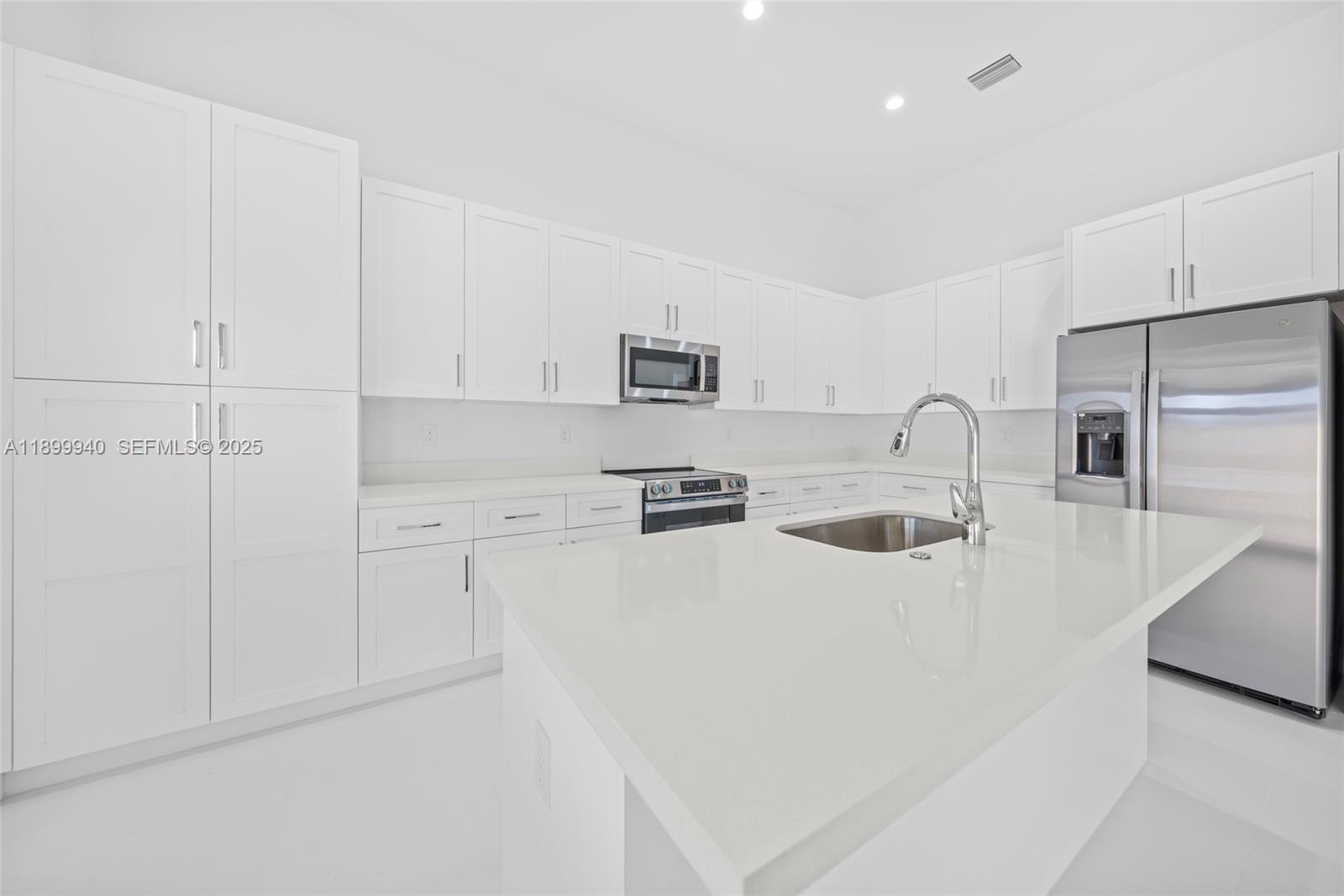 19504 Southwest 324th Street Homestead, FL 33030 - Photo 23 of 46