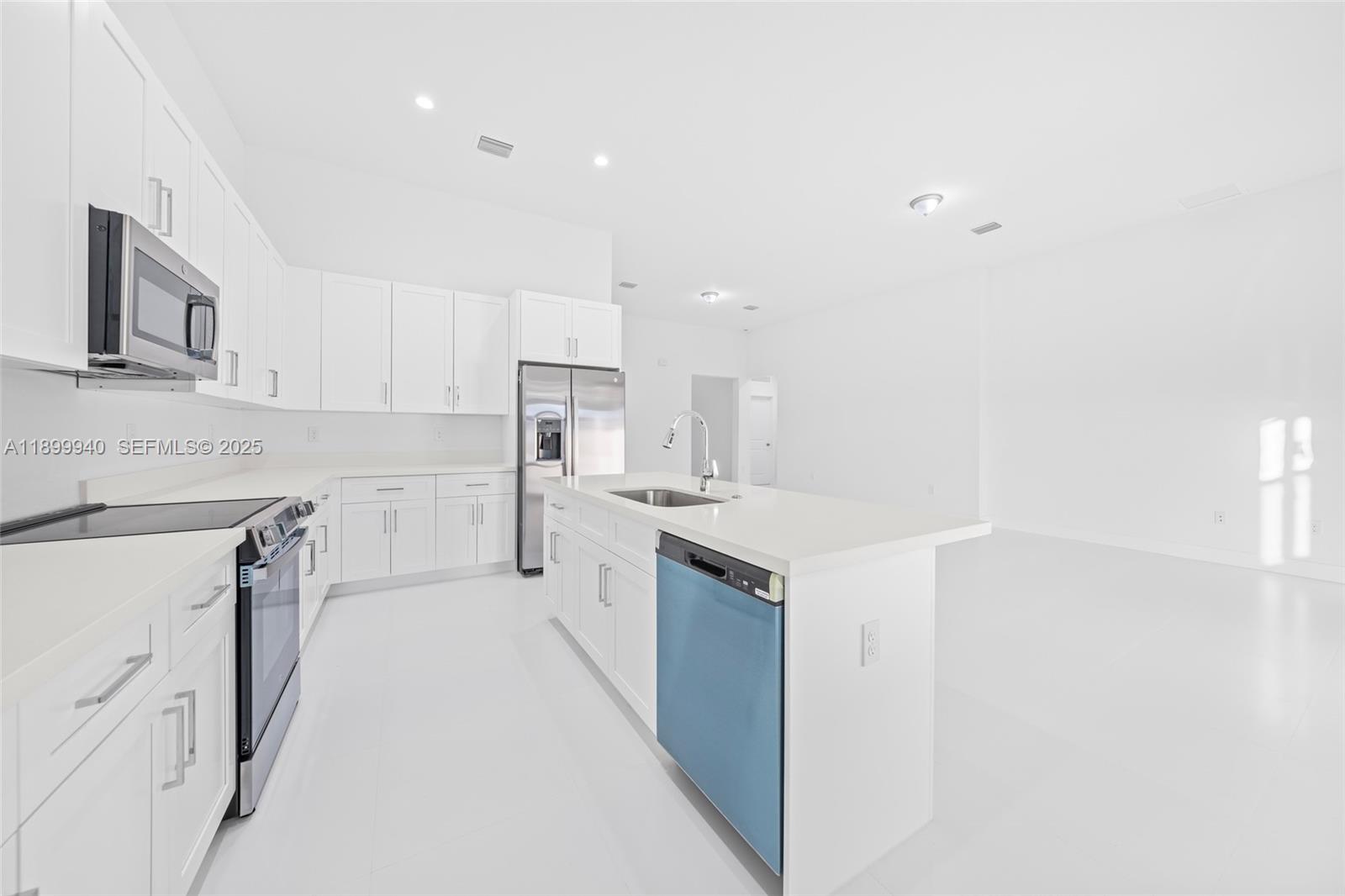 19504 Southwest 324th Street Homestead, FL 33030 - Photo 24 of 46