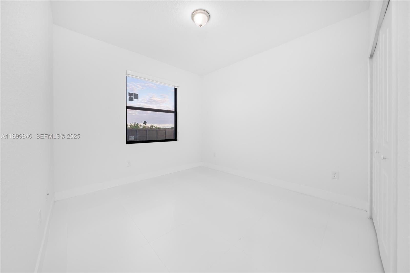 19504 Southwest 324th Street Homestead, FL 33030 - Photo 34 of 46