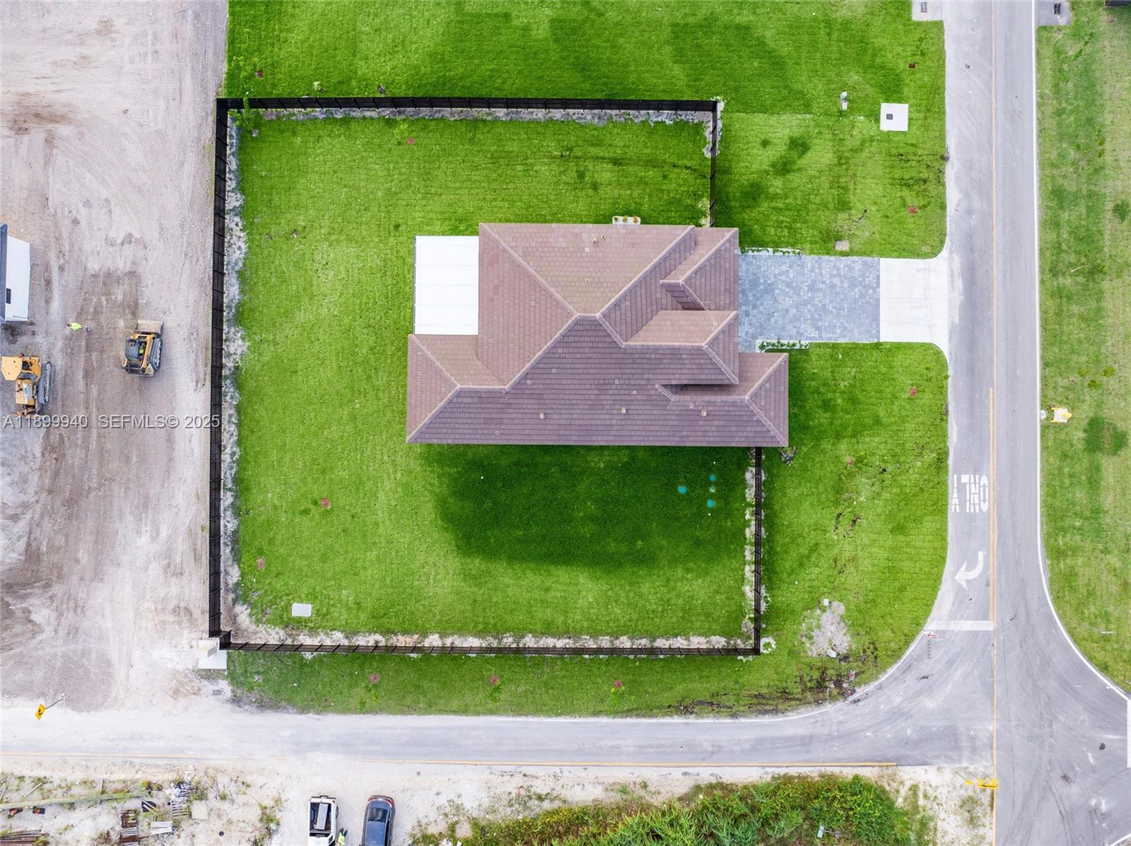 19504 Southwest 324th Street Homestead, FL 33030 - Photo 4 of 46