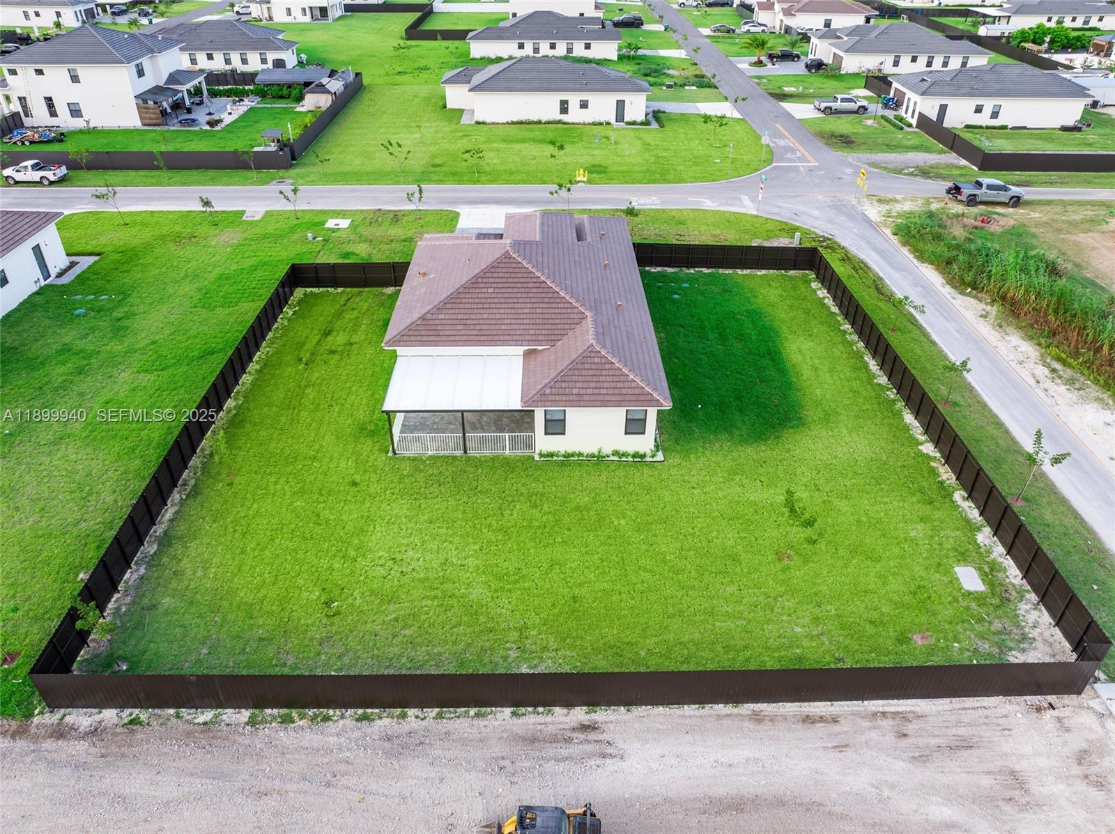 19504 Southwest 324th Street Homestead, FL 33030 - Photo 45 of 46 rear view