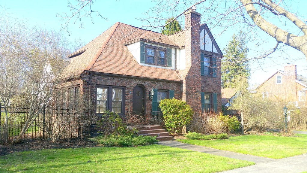 3 Rochelle Street West Springfield, MA 01089 - Photo 1 of 30 Gallery Image 1