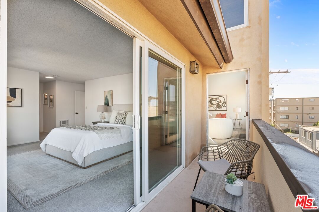 16 Quarterdeck Street, Unit 301 Marina del Rey, CA 90292 - Photo 15 of 32