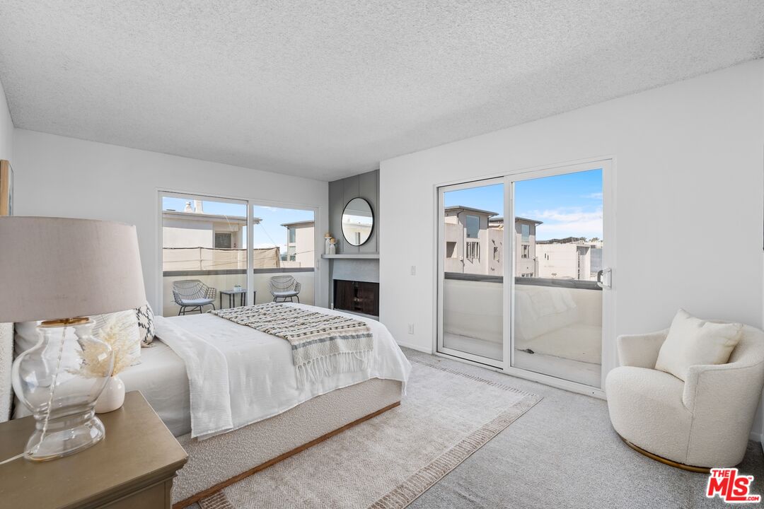 16 Quarterdeck Street, Unit 301 Marina del Rey, CA 90292 - Photo 17 of 32