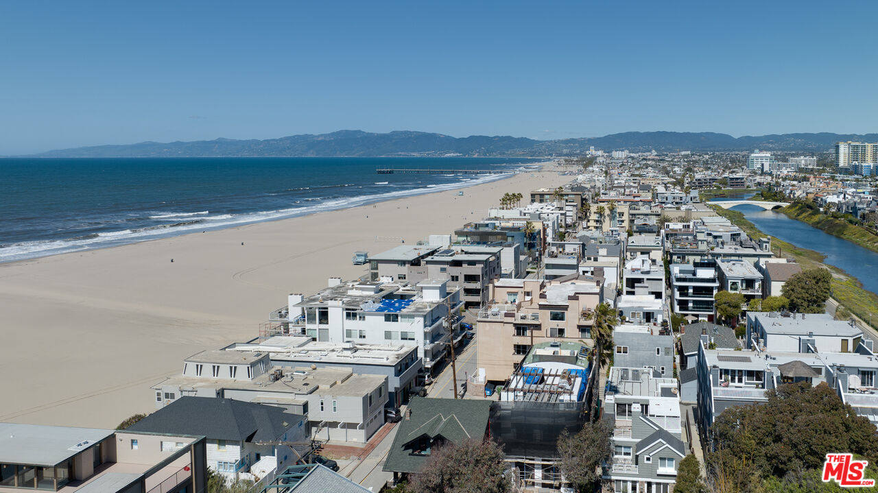 16 Quarterdeck Street, Unit 301 Marina del Rey, CA 90292 - Photo 28 of 32