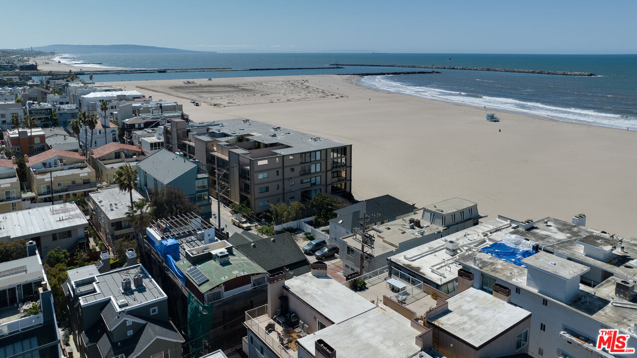 16 Quarterdeck Street, Unit 301 Marina del Rey, CA 90292 - Photo 29 of 32