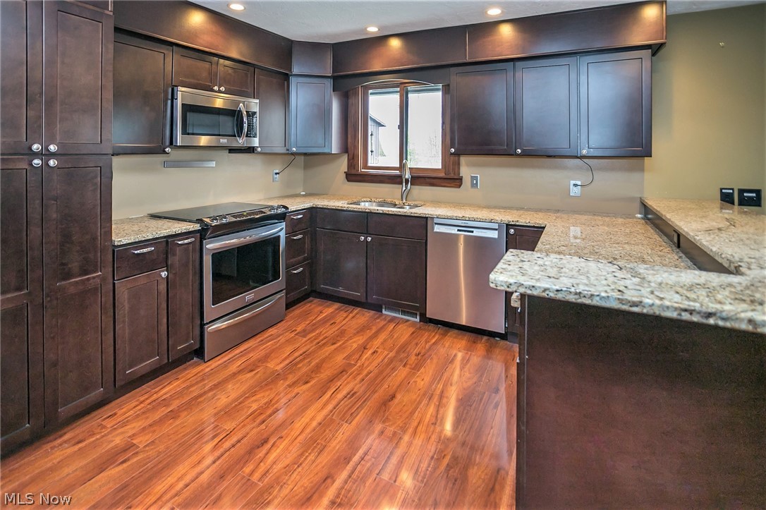 9192 Peasley Road Amherst, OH 44001 - Photo 8 of 34 Gallery Image 8