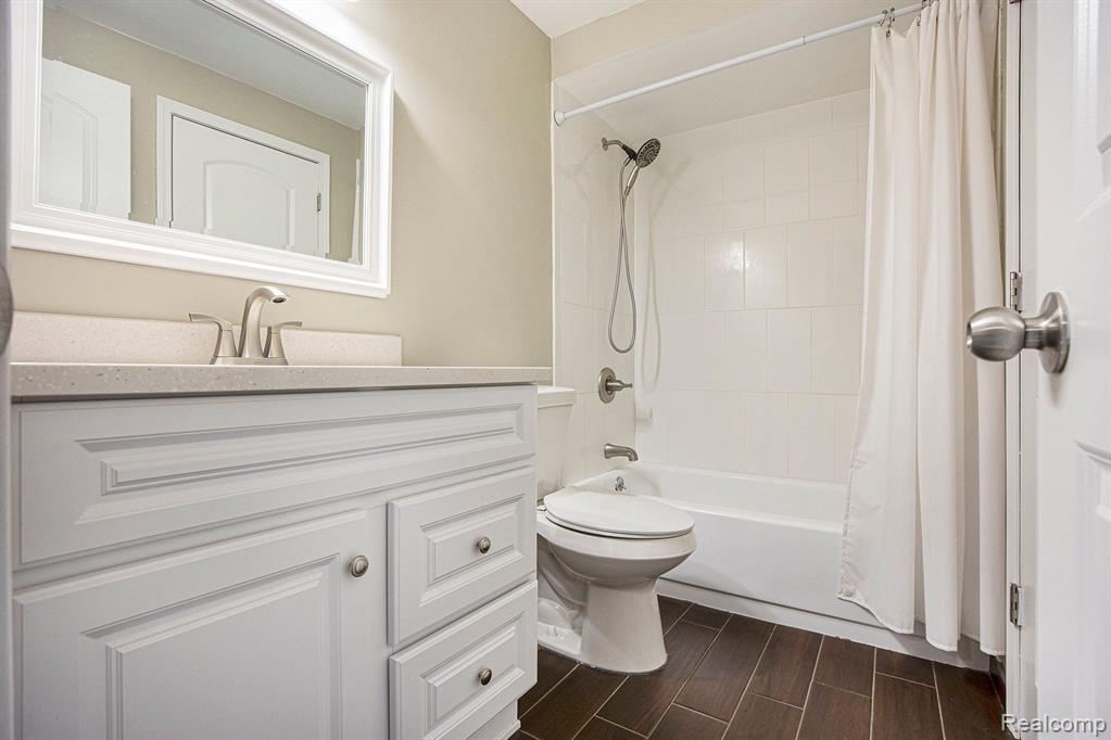 2927 Corinthia Drive Rochester Hills, MI 48309 - Photo 20 of 32