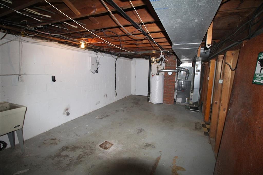 162 Castle Road Pittsburgh, PA 15234 - Photo 13 of 18 Large laundry/utility room.
