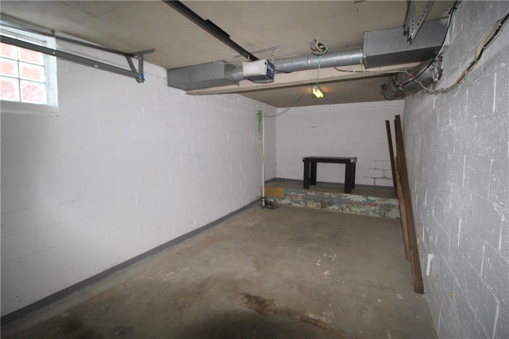 162 Castle Road Pittsburgh, PA 15234 - Photo 14 of 18 One car integral garage.
