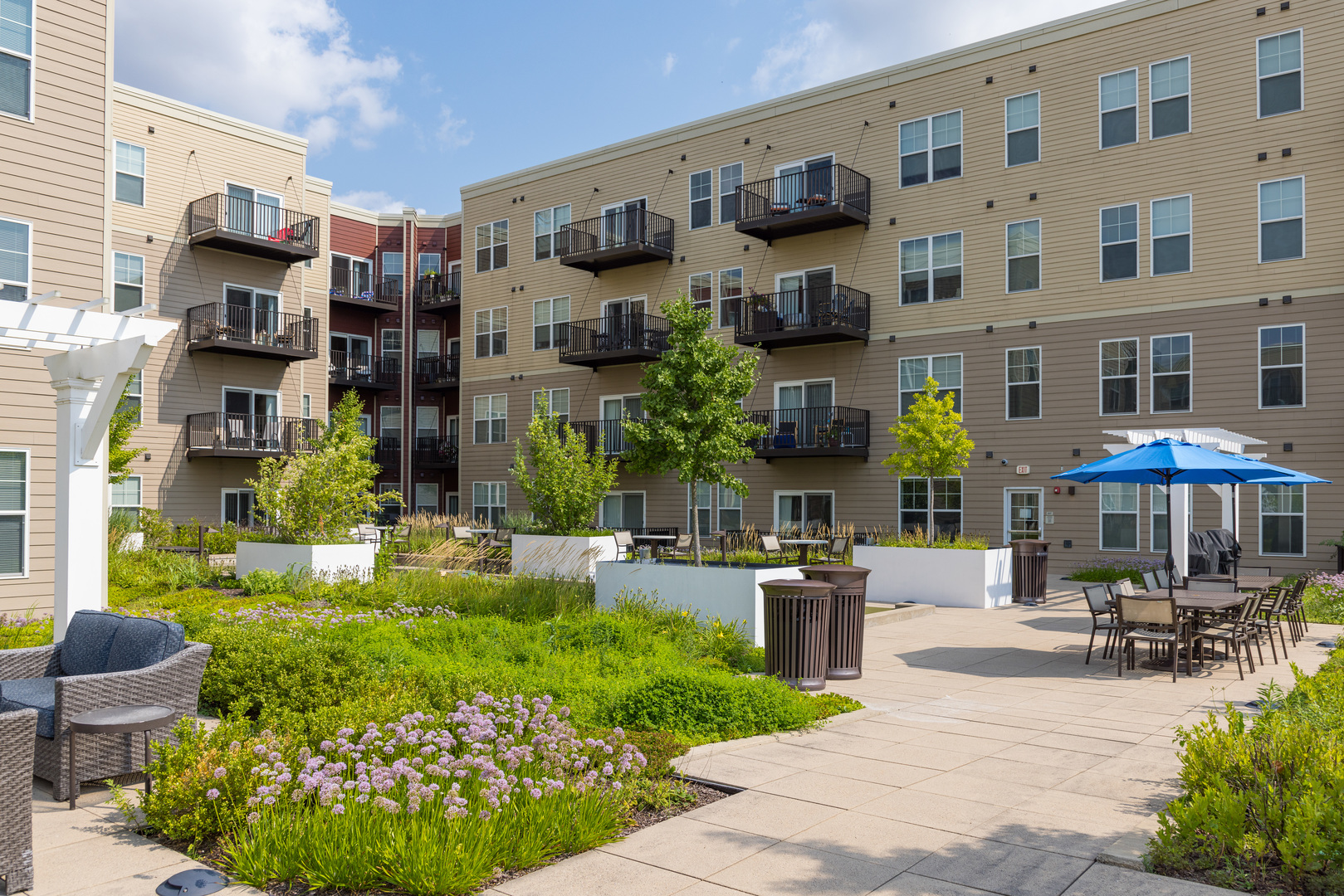 255 North Addison Avenue, Unit 329 Elmhurst, IL 60126 - Photo 14 of 19