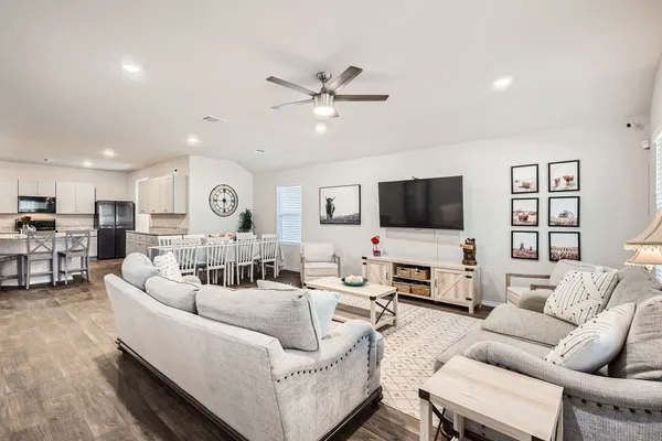 $2,195 | 13512 Tai Londo Drive, Austin, TX 78724