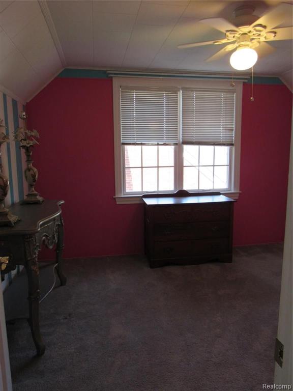 1635 Fairholme Road Grosse Pointe Woods, MI 48236 - Photo 27 of 42