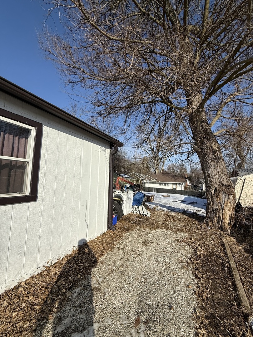 24522 Norelius Avenue Round Lake, IL 60073 - Photo 2 of 13