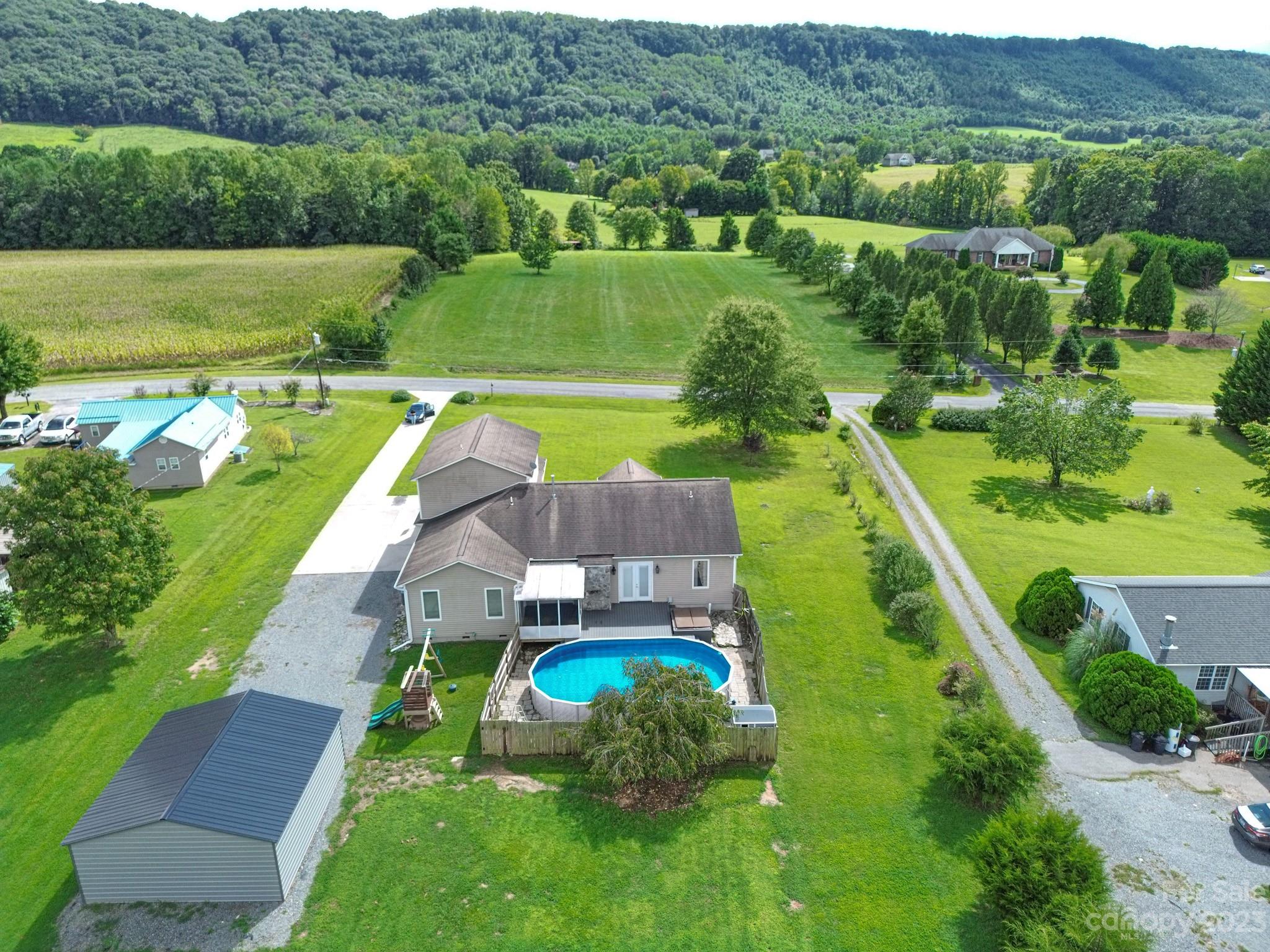 4852 Cartner Road Jonesville, NC 28642 - Photo 2 of 48 Gallery Image 2