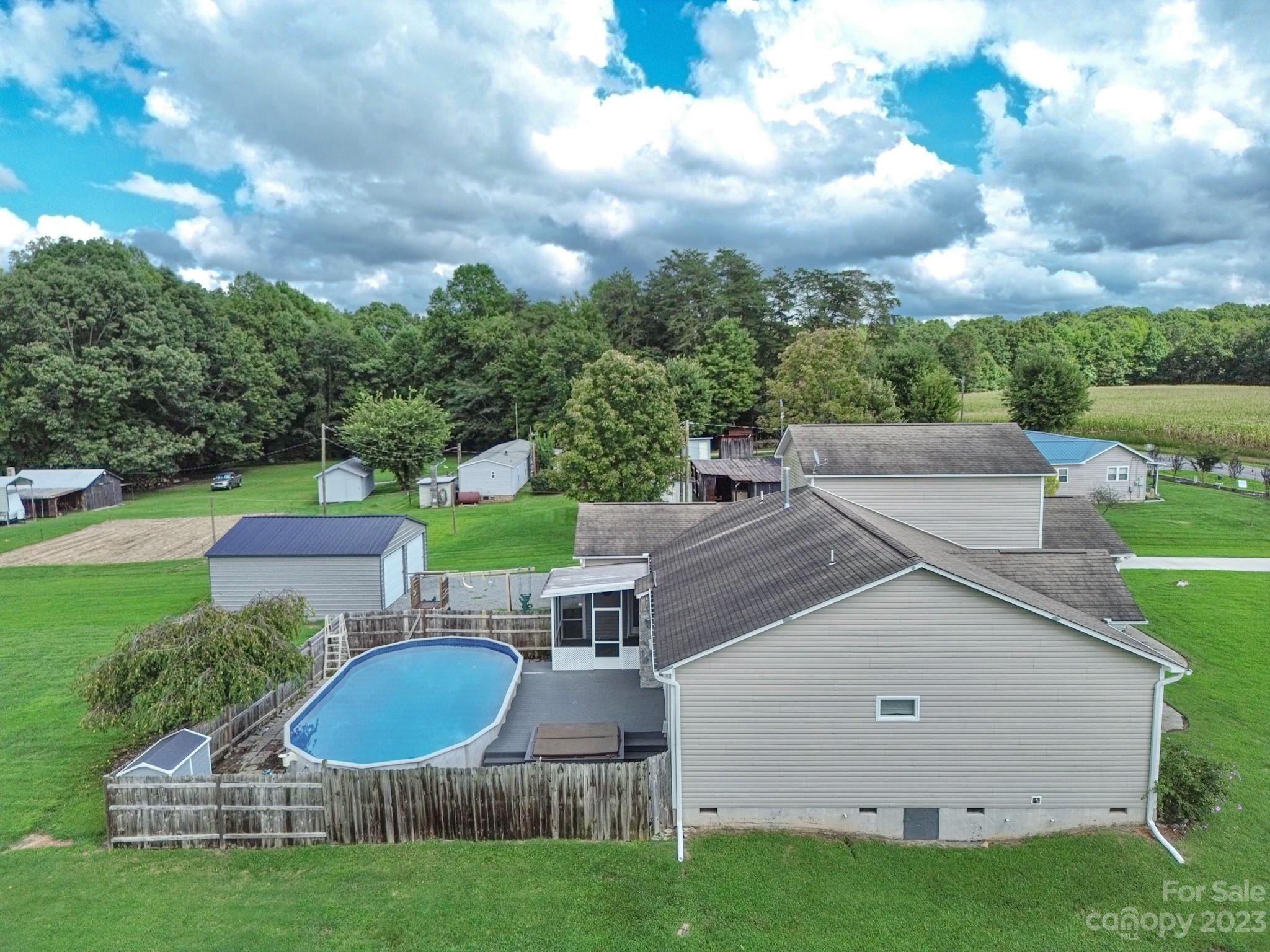 4852 Cartner Road Jonesville, NC 28642 - Photo 4 of 48 Gallery Image 4