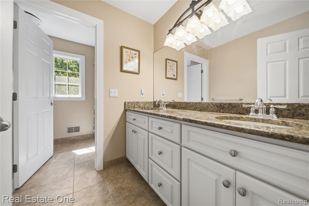 472 Timbermill Lane Howell, MI 48843 - Photo 27 of 52 Gallery Image 27