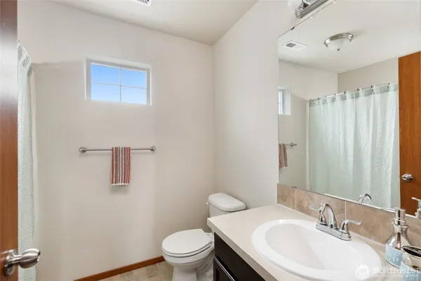 $3,350 | 1718 72nd Avenue Southeast, Lake Stevens, WA 98258