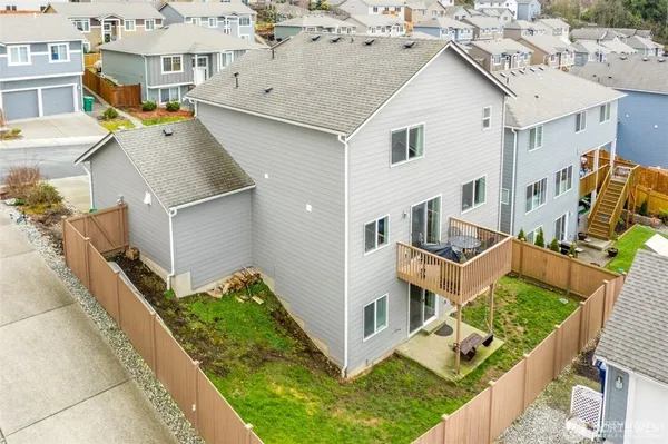 $3,350 | 1718 72nd Avenue Southeast, Lake Stevens, WA 98258