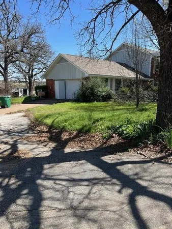 $199,000 | 6661 Farm To Market 920, Bridgeport, TX 76426