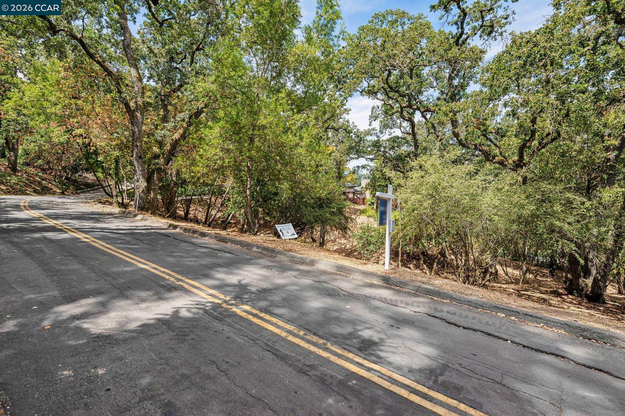 Ridge Road Lafayette, CA 94549 - Photo 8 of 30 Gallery Image 8
