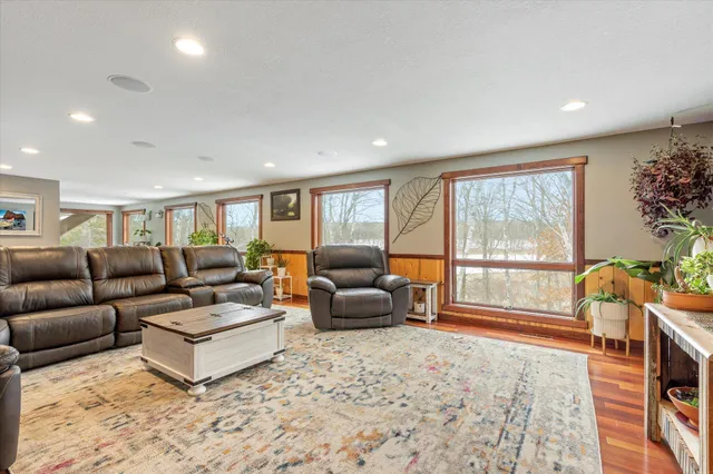 $995,000 | 10422 Ossawinnamakee Road, Pequot Lakes, MN 56472