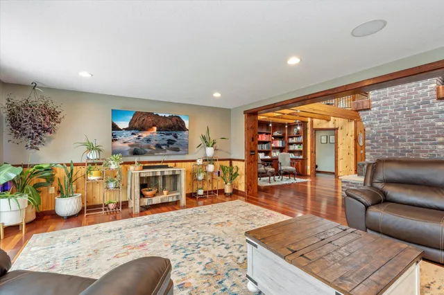 $995,000 | 10422 Ossawinnamakee Road, Pequot Lakes, MN 56472