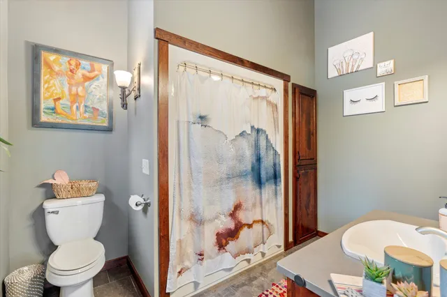 $995,000 | 10422 Ossawinnamakee Road, Pequot Lakes, MN 56472