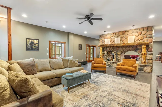 $995,000 | 10422 Ossawinnamakee Road, Pequot Lakes, MN 56472