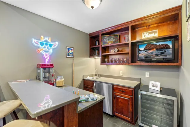 $995,000 | 10422 Ossawinnamakee Road, Pequot Lakes, MN 56472