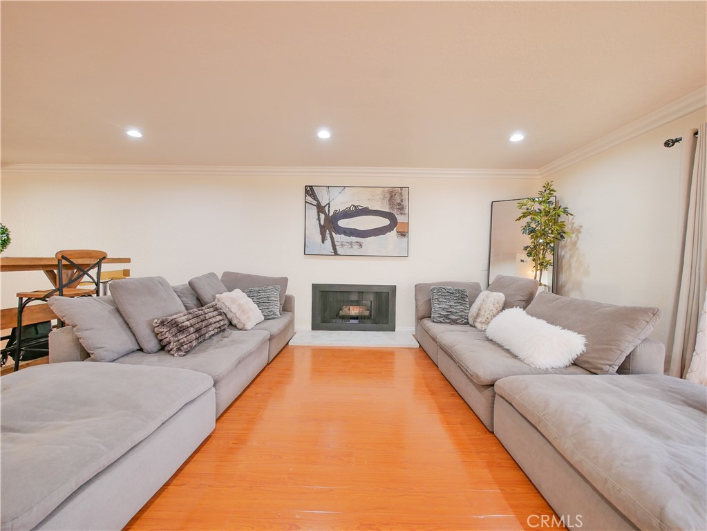747 Fairview Avenue, Unit A Arcadia, CA 91007 - Photo 5 of 43 Living Room
