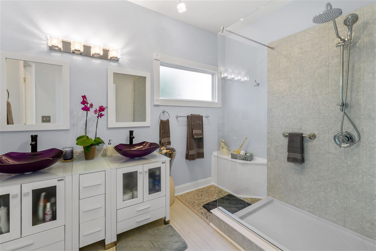 7601 Overland Trail Raleigh, NC 27615 - Photo 16 of 30 Master Bath/Spa